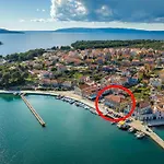 Apartament In Near Old Town & Cres