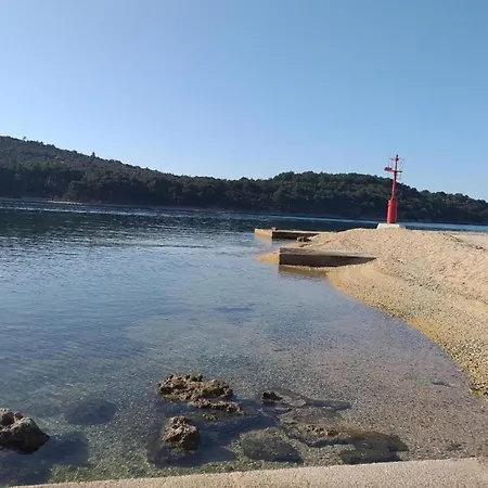 Apartment In Near Old Town & *