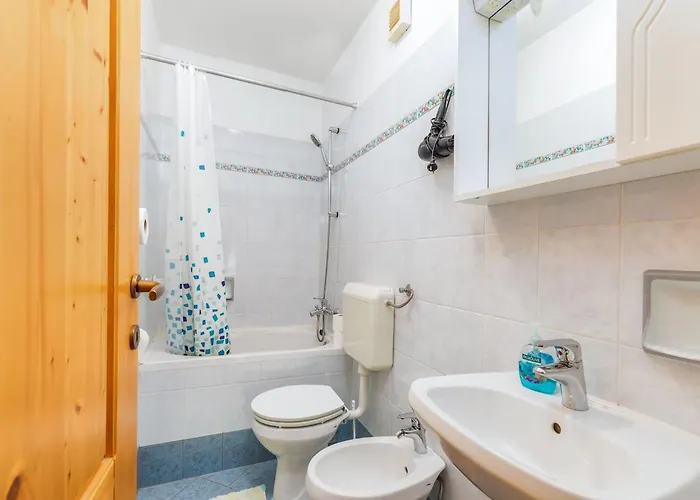 Apartamento In Near Old Town & Cres