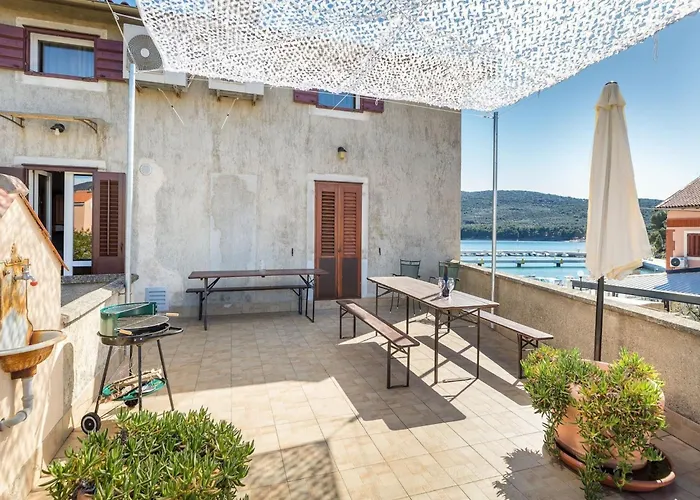 In Near Old Town & Apartamento *